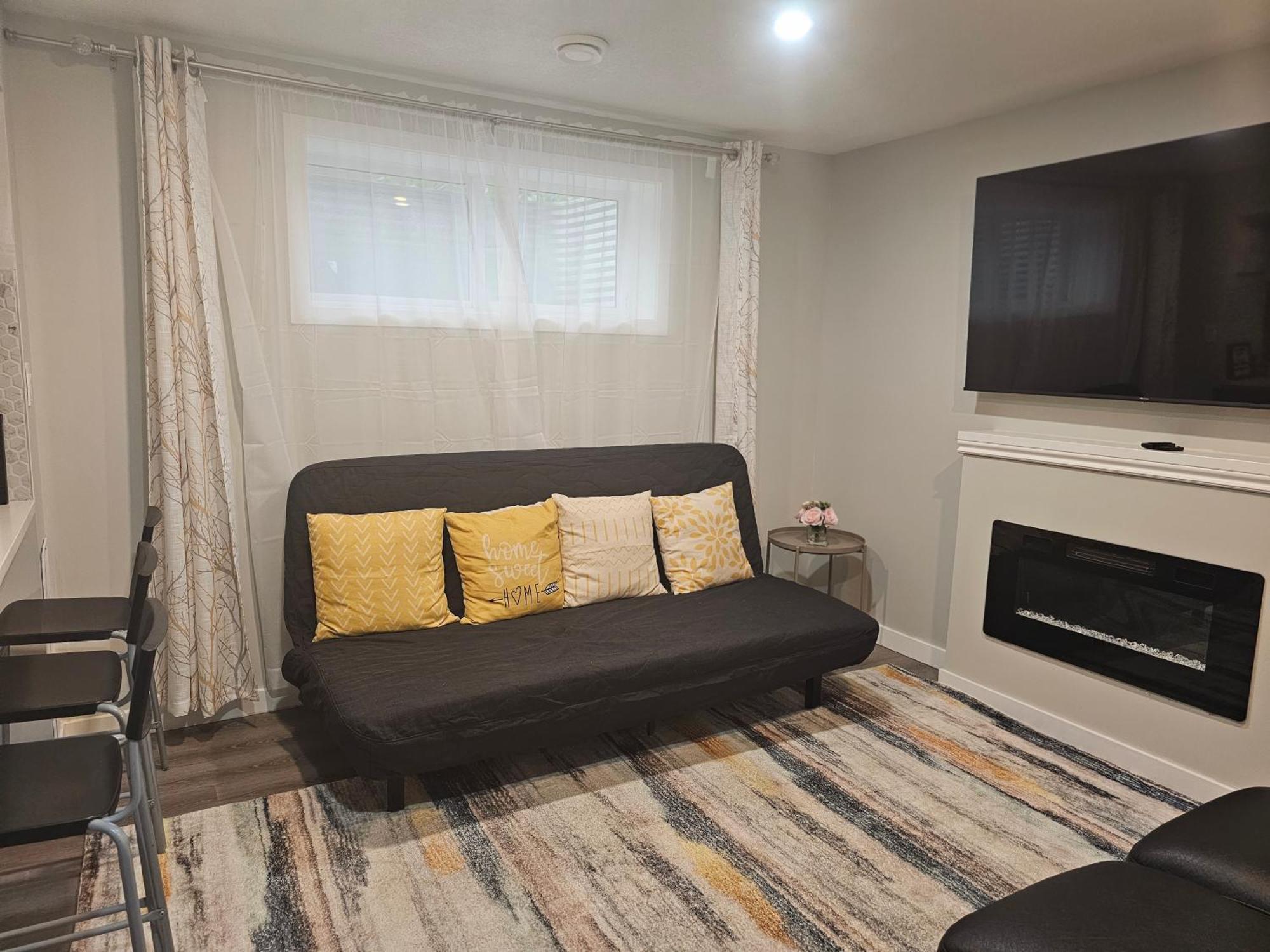 Cozy 2 Bedroom Suite, Queen Beds, Near The Airport Edmonton Eksteriør billede