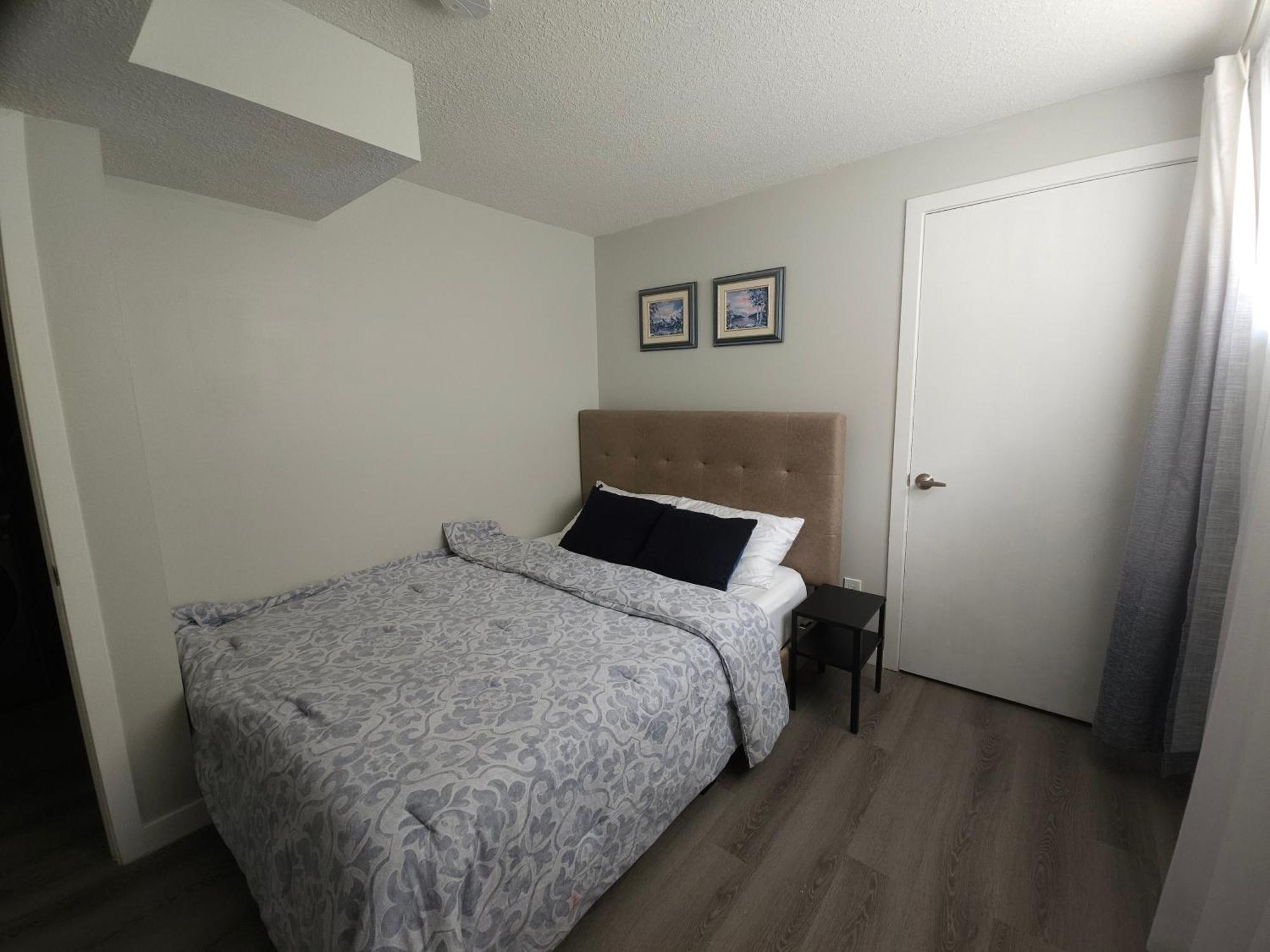 Cozy 2 Bedroom Suite, Queen Beds, Near The Airport Edmonton Eksteriør billede